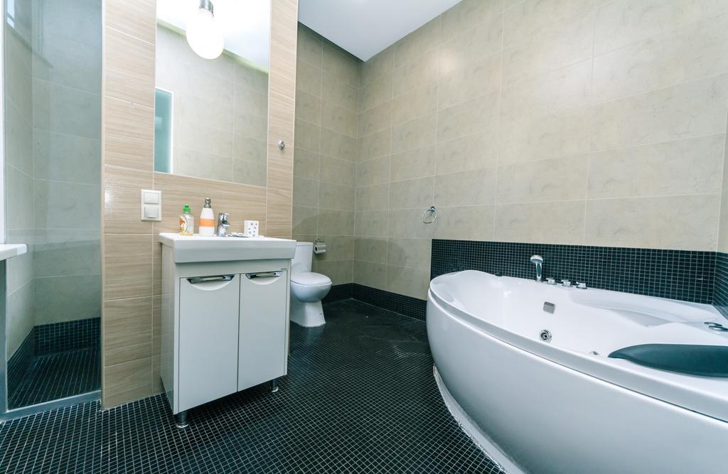 Kreschatik 21 With Terrace 2Br Kiew Exterior foto